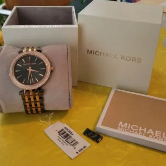 Michael Kors | Jewelry | Michael Kors Womens Darci Watch  display picture 3
